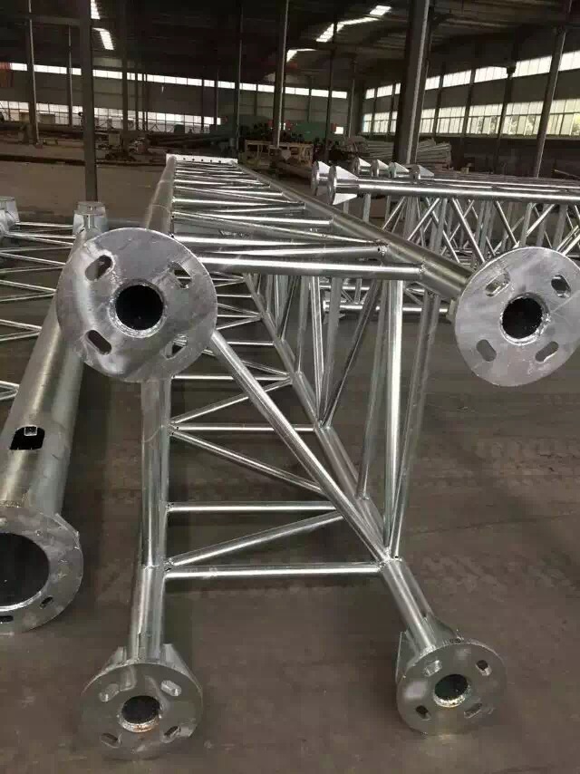 森發路燈生產現場